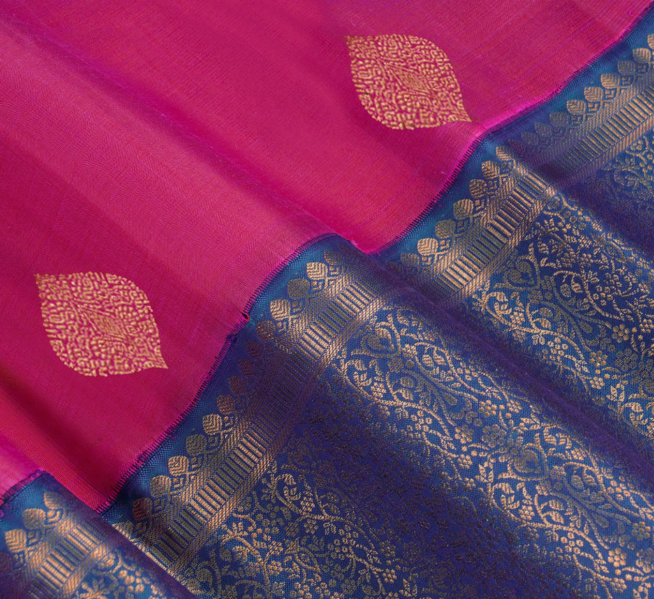 Sizzling pink color handwoven and gold zari butta's kanchipuram silk saree